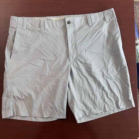 Callaway Light Gray Men's Flat Front Shorts - Picture 1 of 4